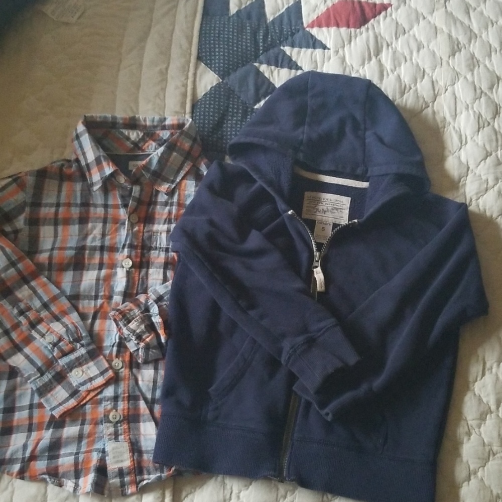Lot of 2 boys size 4/5 winter lot